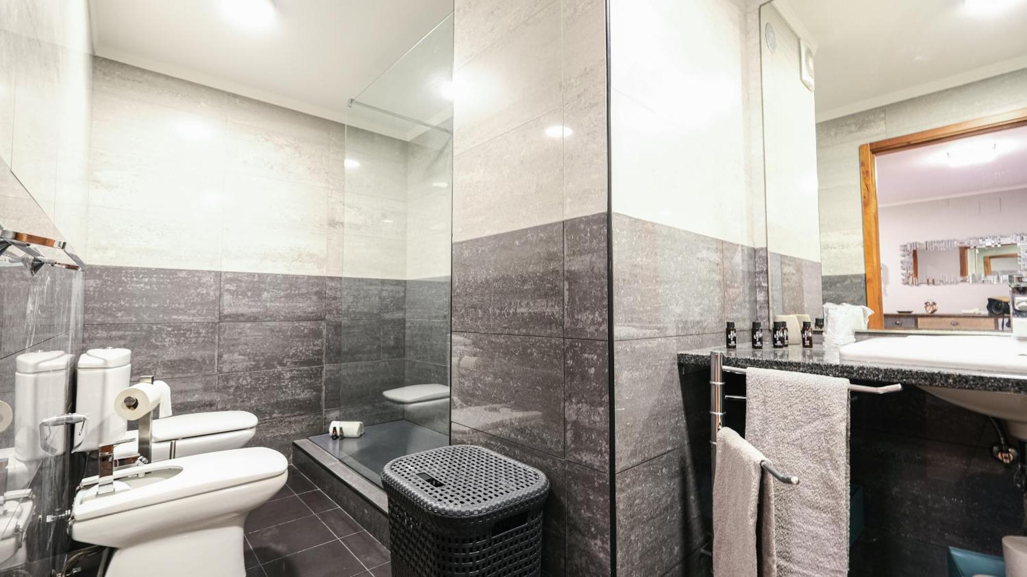 Relax Inn Apartment Ponta Delgada  Bagian luar foto