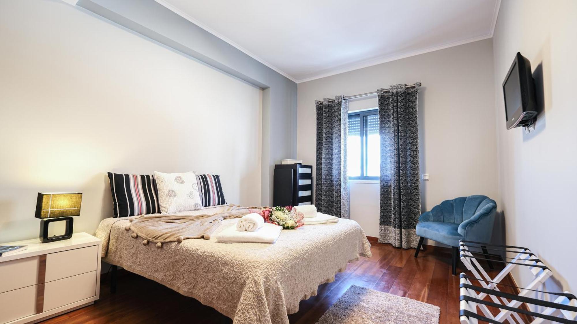 Relax Inn Apartment Ponta Delgada  Bagian luar foto
