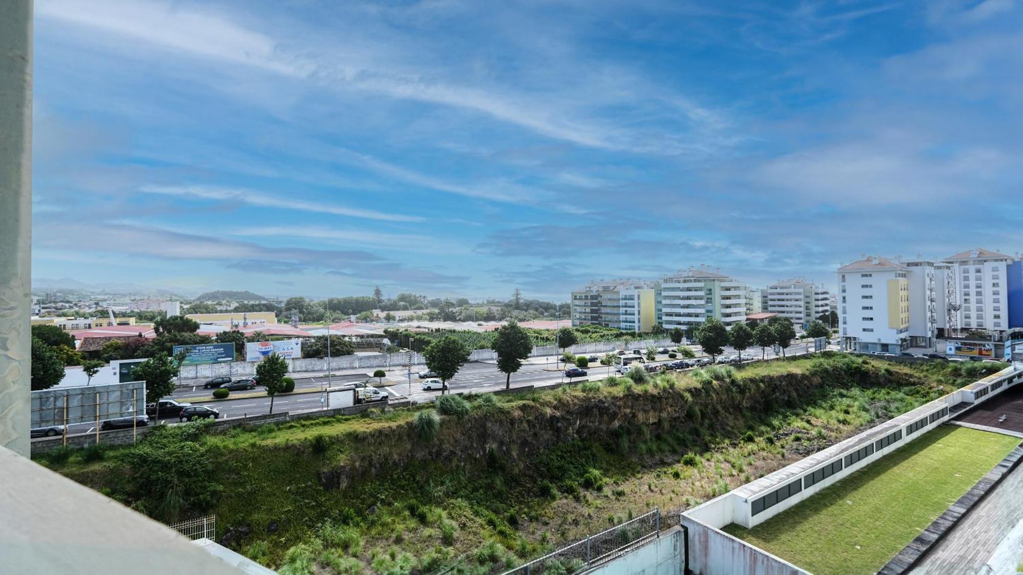 Relax Inn Apartment Ponta Delgada  Bagian luar foto